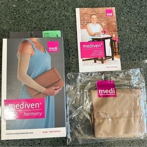 Mediven Harmony Compression Arm Sleeve 20-30 Size III Sand w/ Knit Top Band NEW